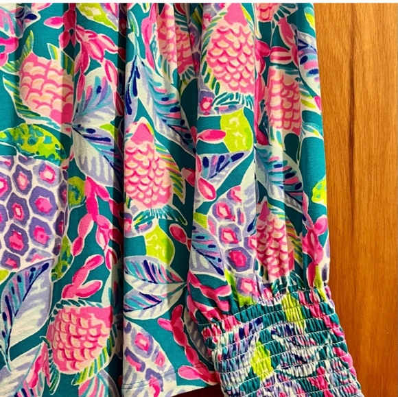 Lilly Pulitzer Smocked Blouse 3/4 Sleeve - Picture 2 of 5